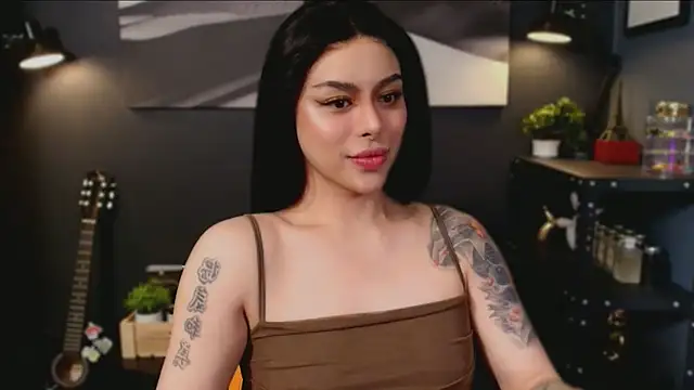 LUNACOCKSLAYER online show from November 11, 2025, 6:41 am