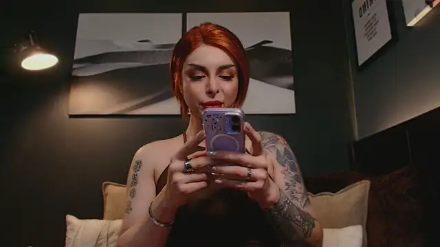 Snapshot of LUNACOCKSLAYER chatting on March 15, 2026, 4:03 pm LUNACOCKSLAYER online show from March 15, 2026, 4:03 pm