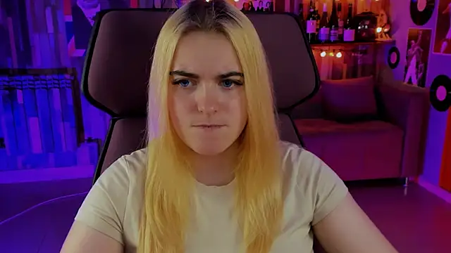 Snapshot of Stef_Nicks chatting on September 11, 2025, 9:20 am Stef Nicks online show from September 11, 2025, 9:20 am