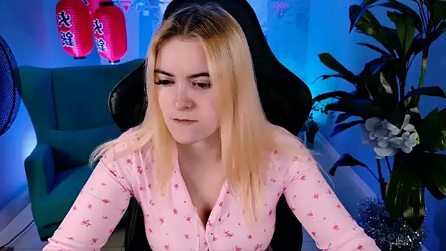 Snapshot of Stef_Nicks chatting on January 10, 2026, 9:04 am Stef Nicks online show from January 10, 2026, 9:04 am