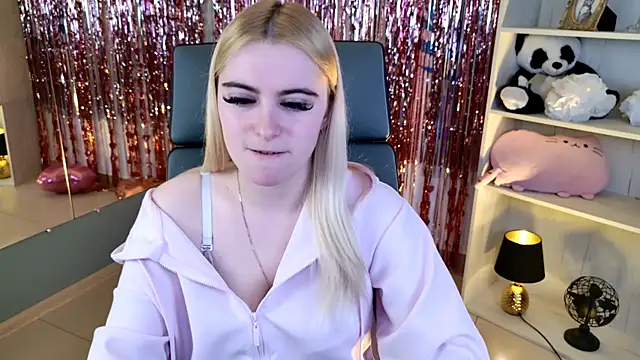Stef Nicks online show from June 2, 2026, 5:07 am