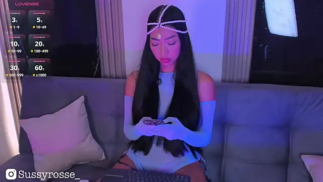 Sussyrosse  online show from October 17, 2025, 10:22 pm