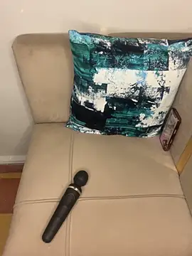 Snapshot of Theperfectbody chatting on February 7, 2026, 3:58 am Theperfectbody online show from February 7, 2026, 3:58 am