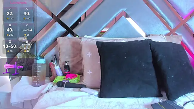 Snapshot of KarolBlanco chatting on September 14, 2025, 2:34 am KarolBlanco online show from September 14, 2025, 2:34 am