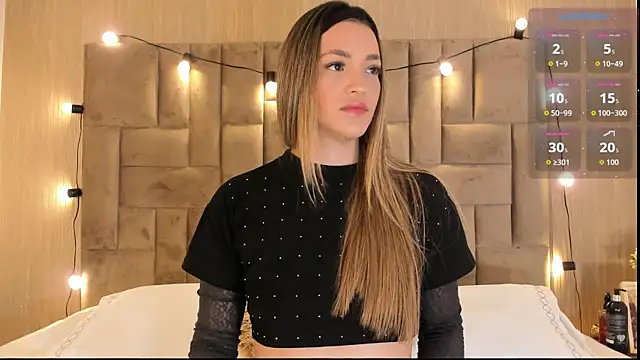 Snapshot of ClaradelMar chatting on November 14, 2025, 11:36 am ClaradelMar online show from November 14, 2025, 11:36 am