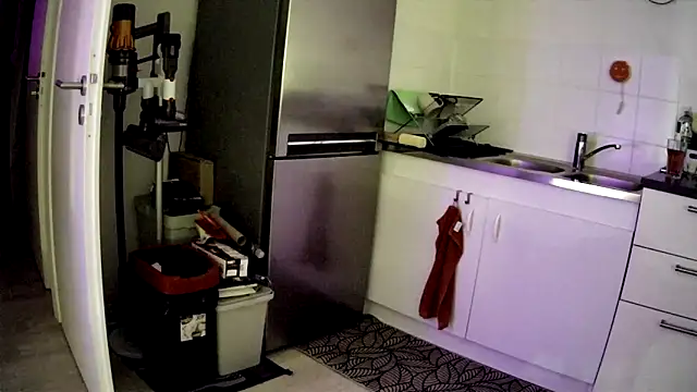 Toysboy67bi online show from October 15, 2025, 11:57 pm