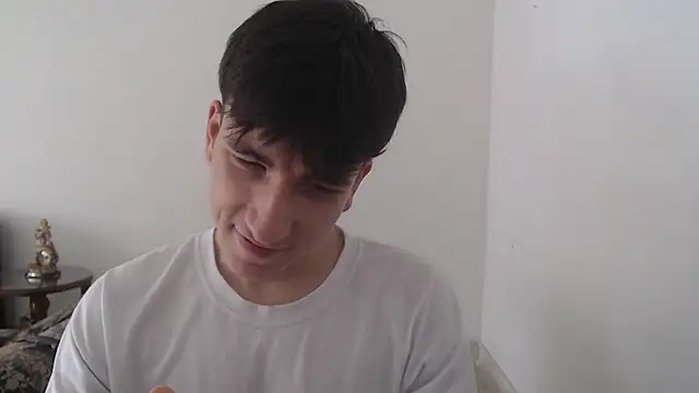 younewmaster online show from September 28, 2025, 6:26 pm