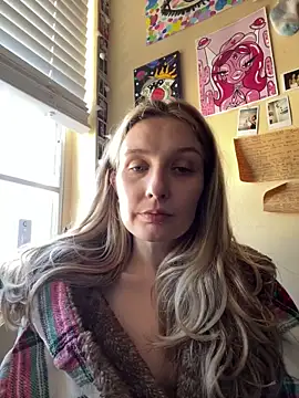 Snapshot of AutumnTides chatting on February 23, 2026, 7:25 pm AutumnTides online show from February 23, 2026, 7:25 pm