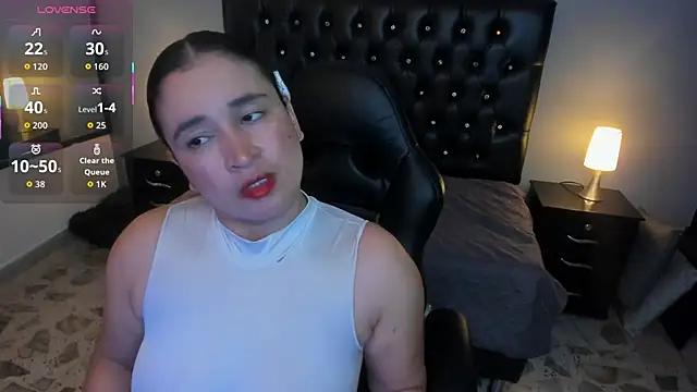 amanda noir online show from October 18, 2025, 2:57 am