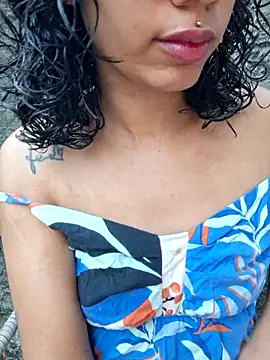 RavenShyfit online show from December 17, 2025, 8:58 pm