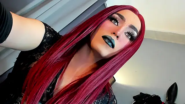 Snapshot of MagnaCumLoader17 chatting on February 10, 2026, 12:53 am MagnaCumLoader17 online show from February 10, 2026, 12:53 am