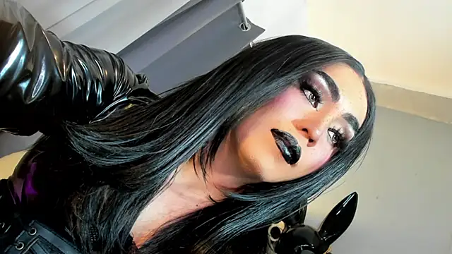 Snapshot of MagnaCumLoader17 chatting on January 13, 2026, 11:52 pm MagnaCumLoader17 online show from January 13, 2026, 11:52 pm