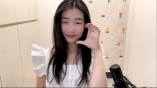 Rosalind xixi online show from October 11, 2025, 10:49 am