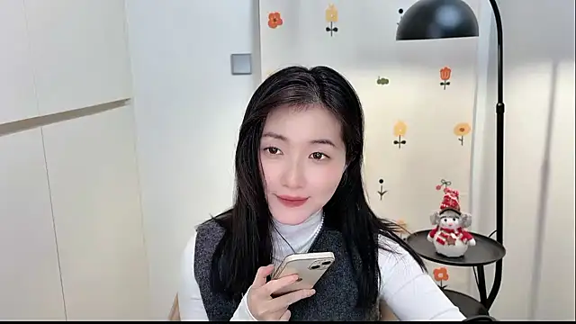 Rosalind xixi online show from December 14, 2025, 2:22 pm