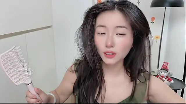 Snapshot of Rosalind_xixi chatting on May 11, 2026, 2:13 am Rosalind xixi online show from May 11, 2026, 2:13 am
