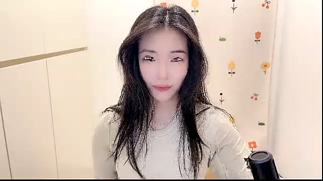 Rosalind xixi online show from October 23, 2025, 2:43 am