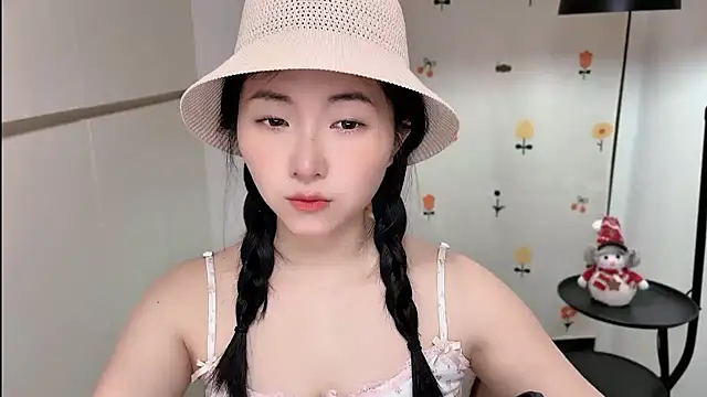 Snapshot of Rosalind_xixi chatting on March 10, 2026, 7:45 am Rosalind xixi online show from March 10, 2026, 7:45 am