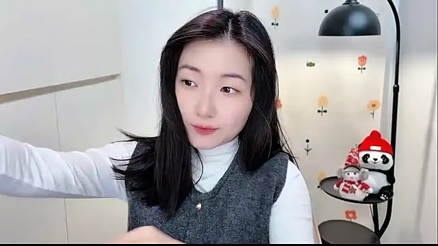 Rosalind xixi online show from December 14, 2025, 2:18 am