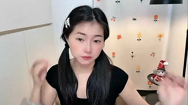 Snapshot of Rosalind_xixi chatting on April 20, 2026, 2:47 am Rosalind xixi online show from April 20, 2026, 2:47 am