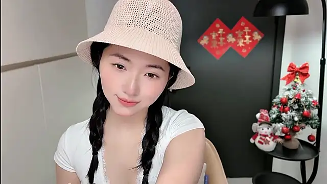 Snapshot of Rosalind_xixi chatting on March 6, 2026, 10:32 am Rosalind xixi online show from March 6, 2026, 10:32 am