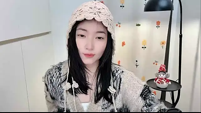 Rosalind xixi online show from December 16, 2025, 3:00 am