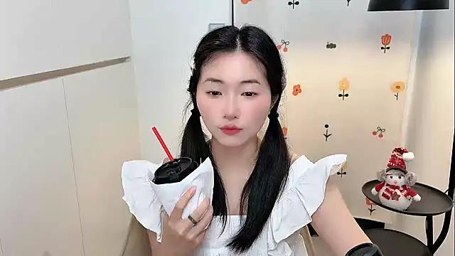 Snapshot of Rosalind_xixi chatting on April 23, 2026, 3:24 am Rosalind xixi online show from April 23, 2026, 3:24 am