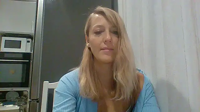 Vexxaa online show from November 13, 2025, 8:46 pm