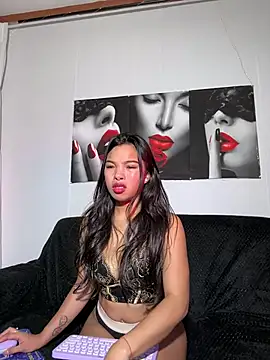 Sessash online show from May 10, 2026, 9:38 pm