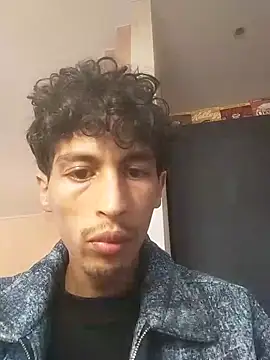 Snapshot of lusiboy96 chatting on October 14, 2025, 7:42 am lusiboy96 online show from October 14, 2025, 7:42 am