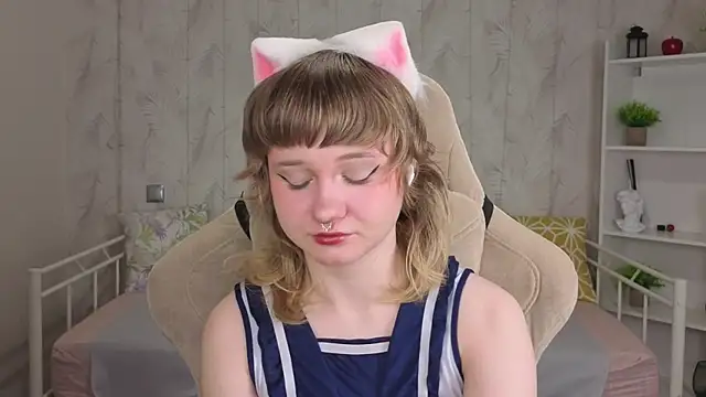 Tori Cutie online show from May 23, 2026, 12:09 am
