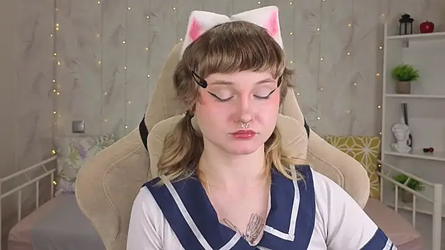 Tori Cutie online show from May 15, 2026, 11:36 pm