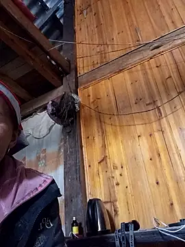 Snapshot of TinTin321 chatting on November 26, 2025, 5:40 am TinTin321 online show from November 26, 2025, 5:40 am