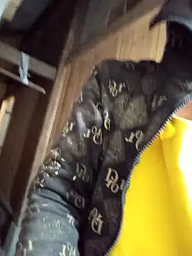 Snapshot of TinTin321 chatting on December 14, 2025, 11:16 am TinTin321 online show from December 14, 2025, 11:16 am