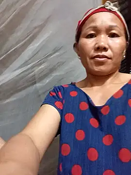 Snapshot of TinTin321 chatting on October 15, 2025, 12:09 am TinTin321 online show from October 15, 2025, 12:09 am