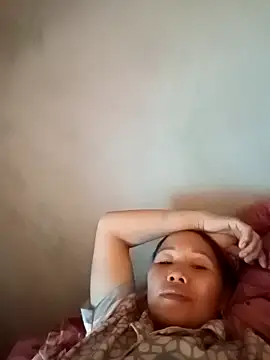 Snapshot of TinTin321 chatting on October 12, 2025, 6:26 am TinTin321 online show from October 12, 2025, 6:26 am