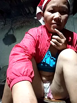 Snapshot of TinTin321 chatting on October 29, 2025, 11:25 pm TinTin321 online show from October 29, 2025, 11:25 pm