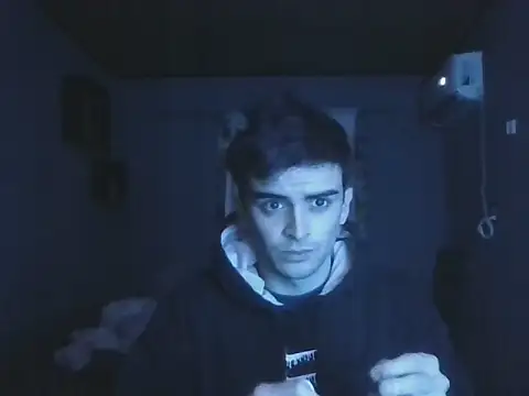 Snapshot of Rodrigo99_9 chatting on June 18, 2026, 4:45 pm Rodrigo99 9 online show from June 18, 2026, 4:45 pm