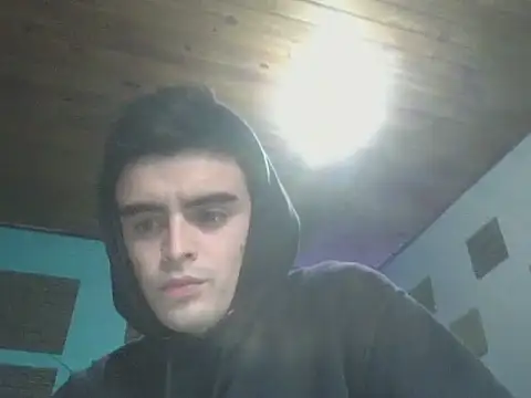 Snapshot of Rodrigo99_9 chatting on July 28, 2026, 7:04 pm Rodrigo99 9 online show from July 28, 2026, 7:04 pm