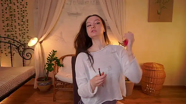 Snapshot of EvaDowe chatting on December 18, 2025, 4:06 am EvaDowe online show from December 18, 2025, 4:06 am