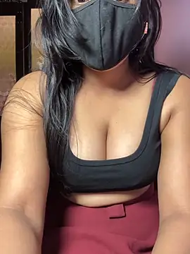 Snapshot of Amisha2 chatting on February 25, 2026, 8:25 am Amisha2 online show from February 25, 2026, 8:25 am