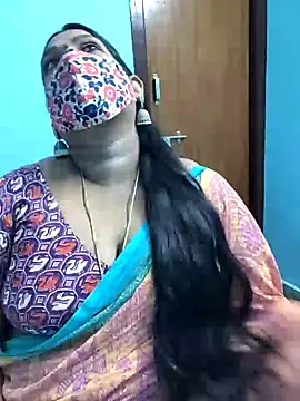 sutari84 online show from September 17, 2025, 4:47 am