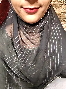 Indian-Aleena online show from September 27, 2025, 4:24 pm