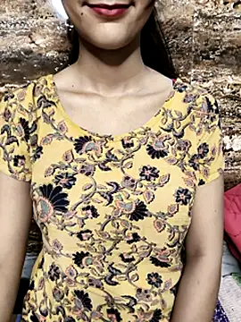 Indian-Aleena online show from October 3, 2025, 6:26 am