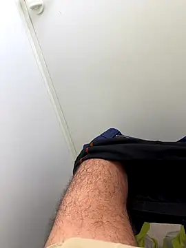 Snapshot of analtake13 chatting on October 2, 2025, 10:18 am analtake13 online show from October 2, 2025, 10:18 am