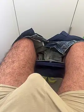 Snapshot of analtake13 chatting on September 18, 2025, 9:34 am analtake13 online show from September 18, 2025, 9:34 am