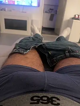 Snapshot of analtake13 chatting on October 24, 2025, 6:40 pm analtake13 online show from October 24, 2025, 6:40 pm