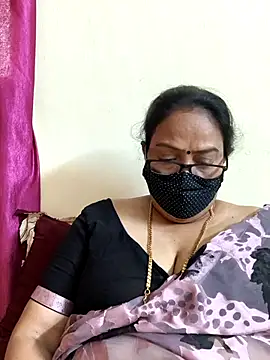 Snapshot of heera-rani chatting on March 29, 2026, 6:04 am heera-rani online show from March 29, 2026, 6:04 am