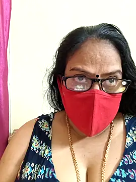 Snapshot of heera-rani chatting on April 10, 2026, 5:14 am heera-rani online show from April 10, 2026, 5:14 am