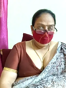 Snapshot of heera-rani chatting on March 22, 2026, 6:37 am heera-rani online show from March 22, 2026, 6:37 am