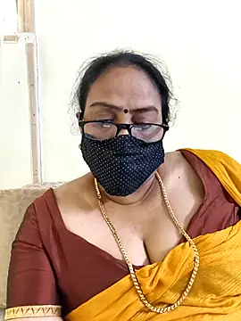 Snapshot of heera-rani chatting on May 20, 2026, 6:54 am heera-rani online show from May 20, 2026, 6:54 am
